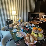 La Bonita Zen D'hote Pdj Inclus A 50m De La Gare Sncf Homestay Reims