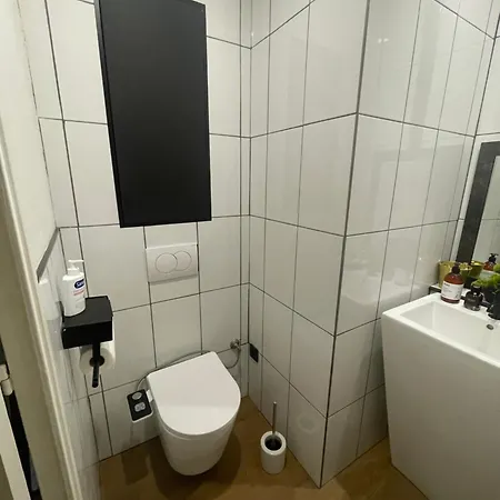 La Bonita Zen D'hote Pdj Inclus A 50m De La Gare Sncf Habitación en casa particular Reims