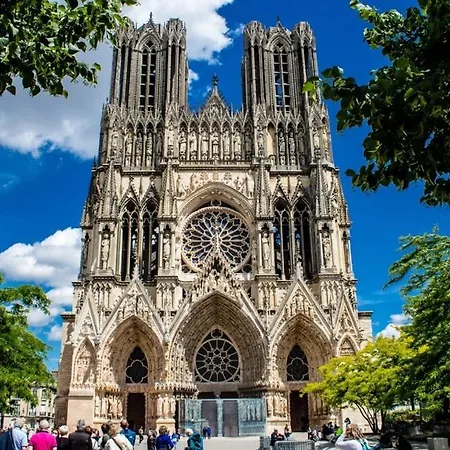 La Bonita Zen D'hote Pdj Inclus A 50m De La Gare Sncf