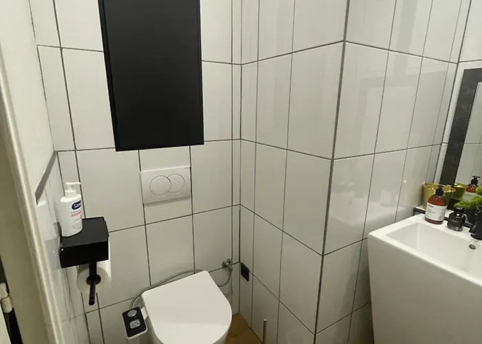 La Bonita Zen D'hote Pdj Inclus A 50m De La Gare Sncf Rum i privatbostad Reims