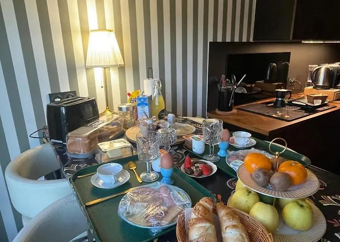 La Bonita Zen D'hote Pdj Inclus A 50m De La Gare Sncf Rum i privatbostad Reims